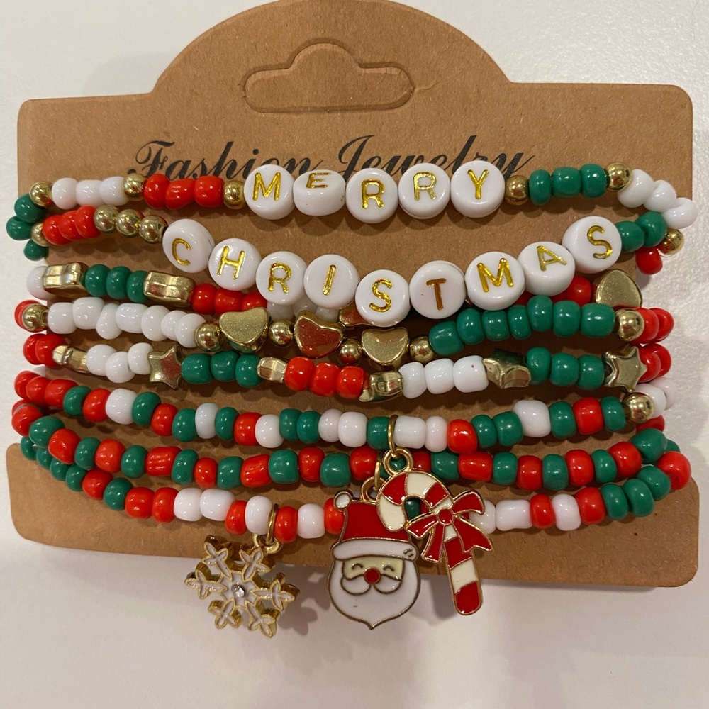 Festive Beaded Christmas Bracelets